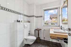 Außergewöhnliche Maisonette-Wohnung mit Hauscharakter – Die vollständige Adresse der Immobilie erhältst du vom Anbieter., 45289 Burgaltendorf, Essen – Vorschaubild 7