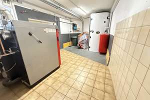 Vielseitig renoviertes Einfamilienhaus mit großem Nebengebäude und Garage. – Die vollständige Adresse der Immobilie erhältst du vom Anbieter., 91207 Lauf an der Pegnitz – Vorschaubild 10