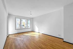 Zentrale Lage in Düsseldorf – urban und bestens angebunden – Die vollständige Adresse der Immobilie erhältst du vom Anbieter., 40211 Stadtmitte, Düsseldorf – Vorschaubild 1