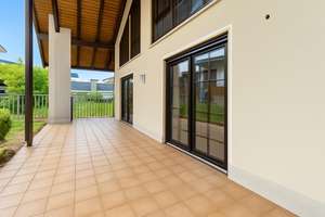 Großzügiges Einfamilienhaus mit Gewerbeoption in Neu-Anspach – 9 Zimmer, Balkon, Weitblick & Sauna – Die vollständige Adresse der Immobilie erhältst du vom Anbieter., 61267 Neu-Anspach – Vorschaubild 4