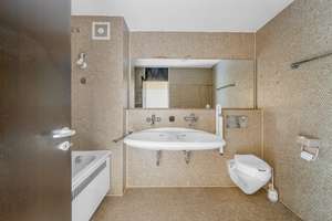 Renovieren und Einziehen! Gut geschnittene 3-Zimmer-Wohnung mit ruhigem Westbalkon – Die vollständige Adresse der Immobilie erhältst du vom Anbieter., 81925 Oberföhring, München – Vorschaubild 7