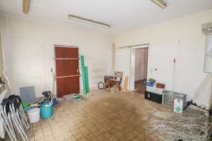 Mitten in Wardenburg ! Neubau- oder Sanierung!
Wohn & Geschäftshaus zum Verkauf! – Die vollständige Adresse der Immobilie erhältst du vom Anbieter., 26203 Wardenburg – Vorschaubild 6