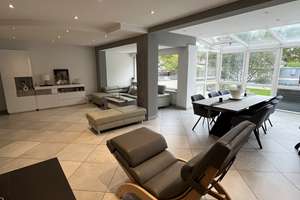 *Großzügiges, modernes EFH in begehrter Lage von OF-Rosenhöhe*Traumgarten inkl. Aussensauna*Garage*