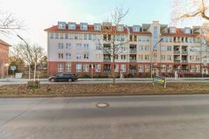 Attraktive 4-Zimmer-Eigentumswohnung mit Balkon & Aufzug – langfristig vermietet – Die vollständige Adresse der Immobilie erhältst du vom Anbieter., 12107 Mariendorf, Berlin – Vorschaubild 3