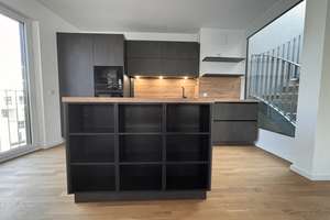 Möblierte Penthouse-artige 2‑Zimmer Wohnung mit 40qm-Dachterrasse und Loggia  in Landsberg am Lech – Adolf-Buck-Weg 1, 86899 Landsberg am Lech – Vorschaubild 17