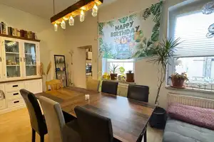 Zweifamilienhaus mit Garten, Garagen und Ausbaupotenzial – Ideal für Familien & Kapitalanleger – Dessau-Roßlau – Vorschaubild 10