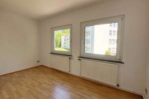 Gepflegtes 4-Zimmer-Reihenmittelhaus mit Garten und Keller in zentraler Lage von Oldenburg – Die vollständige Adresse der Immobilie erhältst du vom Anbieter., 26121 Ziegelhof, Oldenburg (Oldenburg) – Vorschaubild 8