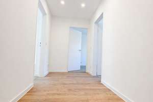 Erstbezug nach energ. Sanierung: moderne 2-Zimmer-Wohnung mit Balkon in Top-Lage – Schweppermannstraße 79, 90408 Uhlandstraße, Nürnberg – Vorschaubild 4