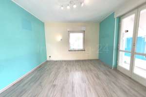 ++ MASSIVES EINFAMILIENHAUS + DOPPELGARAGE + GARTEN IN RUHIGER LAGE!! ++ – Die vollständige Adresse der Immobilie erhältst du vom Anbieter., 52355 Derichsweiler, Düren – Vorschaubild 4