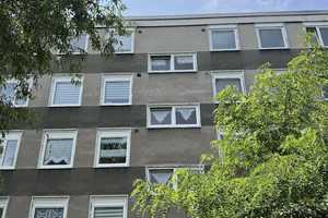 Sanierte, großzügig geschnittene 4 Zimmer Wohnung – Meerkamp 18, 45327 Essen – Vorschaubild 1