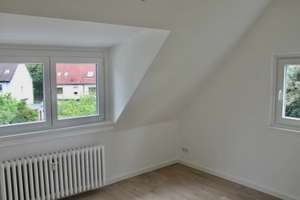 Saniertes Studio mit Charme – helle Dachgeschosswohnung in ruhiger Lage von Essen-Frillendorf – Bornickswiese 7, 45139 Frillendorf, Essen – Vorschaubild 8