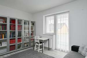 Ein Zuhause für heute - sanierte und top gepflegte Doppelhaushälfte – Die vollständige Adresse der Immobilie erhältst du vom Anbieter., 33689 Sennestadt, Bielefeld – Vorschaubild 7