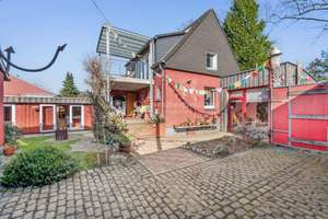 Ein Haus wie kein anderes – gewachsen, gestaltet, voller Möglichkeiten – Die vollständige Adresse der Immobilie erhältst du vom Anbieter., 45770 Drewer-Nord, Marl – Vorschaubild 1