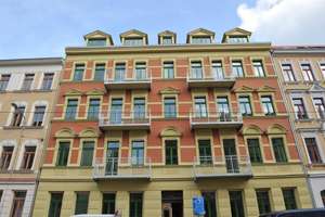 Kernsanierter Altbau mit Terrasse sucht neuen Eigentümer