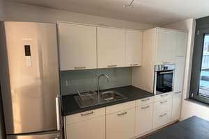 Attraktive 4-Zimmer Wohnung mit Balkon im 2. OG in Stuttgart-Süd – Fangelsbachstraße 12, 70178 Karlshöhe, Stuttgart – Vorschaubild 3
