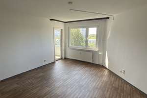 3 zimmer Wohnung braucht Liebhaber.