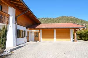 Zuhause mit Weitblick - Freistehendes Einfamilienhaus in  naturnaher Lage – Die vollständige Adresse der Immobilie erhältst du vom Anbieter., 82499 Wallgau – Vorschaubild 2