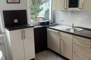 Modernisierte 3-Zimmer-Wohnung mit EBK im 1. OG in Krefeld – Memeler Platz 7, 47809 Linn, Krefeld – Vorschaubild 1