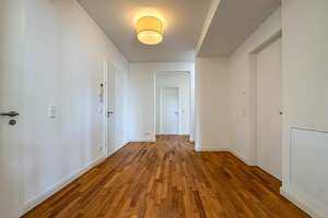 Heinrich Heine Gärten: repräsentative 4 Zimmer-Penthouse-Wohnung mit Einbauküche und 3 Dachterrassen – Die vollständige Adresse der Immobilie erhältst du vom Anbieter., 40549 Heerdt, Düsseldorf – Vorschaubild 2