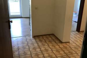 Ruhige 2-Zimmer-Wohnung mit Balkon WG-geeignet für Studentinnen / Azubis  – Gerhart-Hauptmann-Ring 7, 81737 Neuperlach, München – Vorschaubild 4