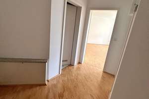Wohnen in begehrter Lage der Dortmunder Gartenstadt-helle Wohnung mit Parkett & Fußbodenheizung – Lübkestraße 15, 44141 Westfalendamm, Dortmund – Vorschaubild 3