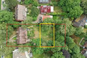 Ansprechendes Mehrfamilienhaus mit Entwicklungspotenzial und zusätzlichem Baufenster für zwei EFH – Die vollständige Adresse der Immobilie erhältst du vom Anbieter., 22359 Volksdorf, Hamburg – Vorschaubild 2