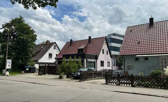Wohn und Geschäftshaus mit Einliegerwohnung