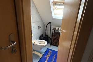 Gemütliche 2 Zimmer Wohnung ( ab sofort )  Küche & Einrichtung müssen abgekauft werden – Lessingstraße 10, 76135 Weststadt, Karlsruhe – Vorschaubild 1