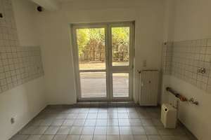 TOP: 3,5-Raum-Wohnung mit riesiger Terrasse und Gäste-WC auf ca. 82 m² zu vermieten – Saarstraße 4, 46045 Altstadt-Mitte, Oberhausen – Vorschaubild 8
