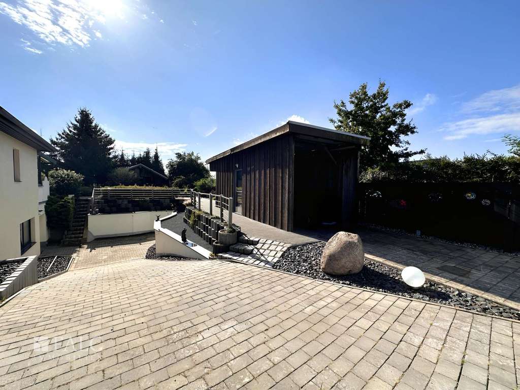 Immobilie in Holthusen - ***Exclusives Anwesen als Wohn- und Geschäftshaus mit großzügigem Grundstück*** - Bild 1