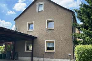 Preisreduzierung - Reihenendhaus mit Doppelcarport in Saalfeld – Die vollständige Adresse der Immobilie erhältst du vom Anbieter., 7318 Saalfeld/Saale – Vorschaubild 2