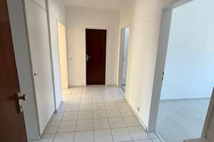 Smarter Wohnen! Renovierte, gut geschnittene 3-Zi.-Wohnung mit Süd-West-Balkon! Gladbach! – Karmannsstr. 26, 41061 Gladbach, Mönchengladbach – Vorschaubild 10