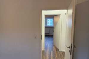 Neu Renovierte 3. Zimmer Wohnung – Rather Straße 8a, 40476 Düsseldorf – Vorschaubild 3