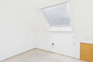 helle 3 - Zimmerwohnung in der Neu-Ulmer Innenstadt – Die vollständige Adresse der Immobilie erhältst du vom Anbieter., 89231 Neu-Ulm – Vorschaubild 8