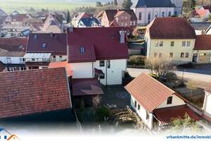 Geräumiges Mehrgenerationenhaus mit vielseitiger Wohn- und Nutzfläche – Die vollständige Adresse der Immobilie erhältst du vom Anbieter., 37308 Heuthen – Vorschaubild 2