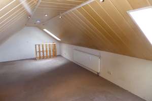 Lassen Sie sich überraschen! - Tolle 3-Raum im DG mit zusätzlichem Spitzboden – Sonnenstr. 78, 9130 Sonnenberg, Chemnitz – Vorschaubild 16