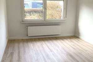 3-ZW mit Laminat in Holzoptik, 2022 neu erstellt!  KEIN Balkon oä. – Thomastr. 44, 53119 Nordstadt, Bonn – Vorschaubild 4