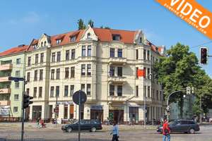 schöne Wohnung mit zwei Balkonen