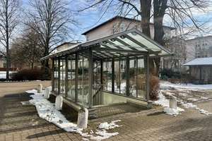 Top-Kapitalanlage in zentraler Potsdamer Lage (14467)
Vermietete 2-Zimmer-Wohnung mit Balkon, Aufzu – Die vollständige Adresse der Immobilie erhältst du vom Anbieter., 14467 Berliner Vorstadt, Potsdam – Vorschaubild 4