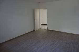 Bezugsfreie  2-Zimmer-Wohnung mit Balkon und neuer EBK – Ostpreußendamm 77b, 12207 Lichterfelde, Berlin – Vorschaubild 35