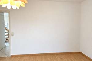 Geräumige 4 Zimmer-Wohnung mit Balkon – 65207 Igstadt, Wiesbaden – Vorschaubild 5