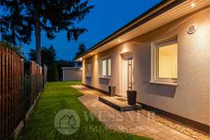 Exklusiver Bungalow mit Pool in Seenähe! – Energieeffizient (A+) und höchster Wohnkomfort – Havelland (Kreis) – Vorschaubild 4