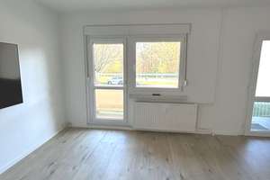 Entspannt wohnen und das Leben genießen - 2 Zi. im EG mit EBK & Balkon – Wolgograder Allee 66, 9123 Hutholz, Chemnitz – Vorschaubild 2