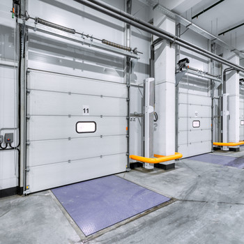 2.000 m² Logistikfläche am Flughafen!