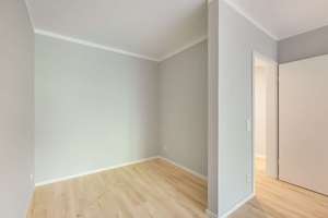 Waldblick-Loggia & Tiefgarage: Perfekt geschnittene 43 m² Oase mit Aufzug – Hubertusweg 13, 41466 Reuschenberg, Neuss – Vorschaubild 15