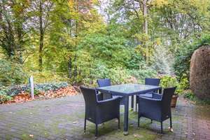 Erstklassiges Wohnen in Wellingsbüttel – stilvolles Reihenhaus mit Waldblick – Wellingsbütteler Landstraße 175, 22337 Ohlsdorf, Hamburg – Vorschaubild 5