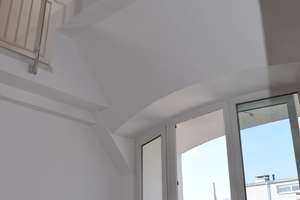 Architektonisch reizvolle, frisch renovierte Maisonettewohnung mitten in Reutlingen – Die vollständige Adresse der Immobilie erhältst du vom Anbieter., 72764 Reutlingen-Mitte, Reutlingen – Vorschaubild 1