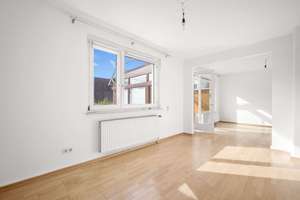 🏡 Charme trifft Perspektive – Großzügiges Haus mit Baugrundstück in Hannover-Badenstedt – Die vollständige Adresse der Immobilie erhältst du vom Anbieter., 30455 Badenstedt, Hannover – Vorschaubild 3