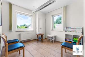 Wohnen und Arbeiten auf hohem Niveau~EFH mit vielseitig nutzbarem Praxisbereich in Westoverledingen – Die vollständige Adresse der Immobilie erhältst du vom Anbieter., 26810 Westoverledingen – Vorschaubild 28