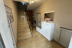 4 Familienhaus mit Bistro ca. 400m² Wohnfläche, 14 Zimmer In Albertsweiler zu Verkaufen – Die vollständige Adresse der Immobilie erhältst du vom Anbieter., 76857 Albersweiler – Vorschaubild 3
